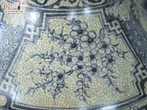 Đôi lộc bình men rạn cổ vẽ Tứ Cảnh Bốn Mùa, cao 1m60