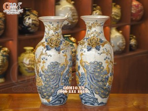 Đôi lộc bình men rạn đắp nổi Công đào, 50cm