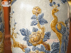 Đôi lộc bình men rạn đắp nổi Công đào, 50cm