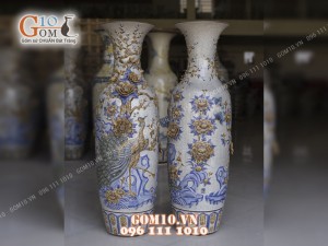 Đôi lộc bình men rạn đắp nổi Công Đào, cao 1m40