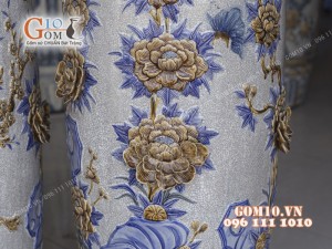 Đôi lộc bình men rạn đắp nổi Công Đào, cao 1m40