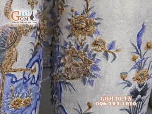 Đôi lộc bình men rạn đắp nổi Công Đào đuôi kênh, cao 1m76 bọc đồng