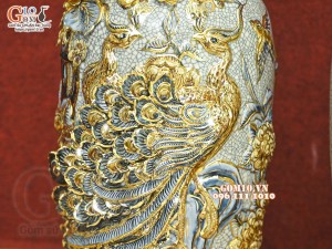 Đôi lộc bình men rạn đắp nổi Công Đào kênh boong - vẽ vàng 24k, Cao 38cm