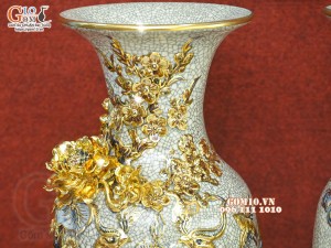 Đôi lộc bình men rạn đắp nổi Công Đào kênh boong - vẽ vàng 24k, Cao 38cm