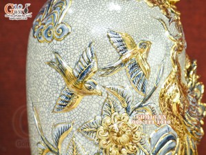 Đôi lộc bình men rạn đắp nổi Công Đào kênh boong - vẽ vàng 24k, Cao 38cm