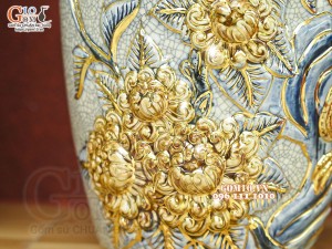 Đôi lộc bình men rạn đắp nổi Công Đào kênh boong - vẽ vàng 24k, Cao 38cm