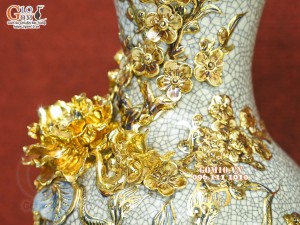 Đôi lộc bình men rạn đắp nổi Công Đào kênh boong - vẽ vàng 24k, Cao 38cm