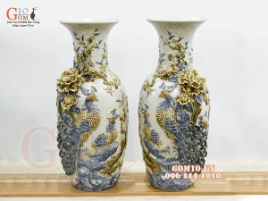 Đôi lộc bình men rạn đắp nổi Công Đào kênh, cao 60cm