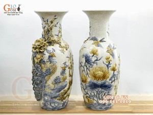 Đôi lộc bình men rạn đắp nổi Công Đào kênh, cao 60cm