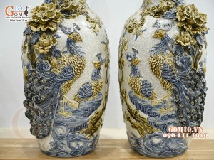 Đôi lộc bình men rạn đắp nổi Công Đào kênh, cao 60cm