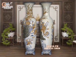 Đôi lộc bình men rạn đắp nổi Công Đào màu, cao 1m4