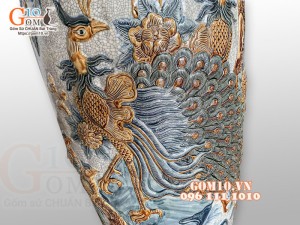 Đôi lộc bình men rạn đắp nổi Công Đào Phú Quý, cao 1m4