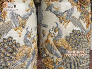 Đôi lộc bình men rạn đắp nổi Công Đào Phú Quý kênh, cao 1m6