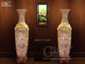 Đôi lộc bình men rạn đắp nổi Đức Phúc Công kênh vẽ vàng 24k, cao 1m75
