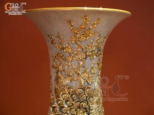 Đôi lộc bình men rạn đắp nổi Đức Phúc Công kênh vẽ vàng 24k, cao 1m55
