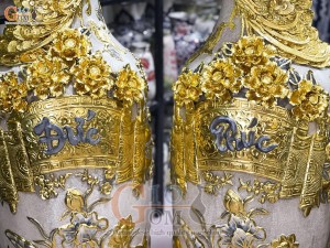 Đôi lộc bình men rạn đắp nổi Đức Phúc dát Vàng 24k, cao 1m4