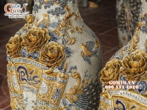 Đôi lộc bình men rạn đắp nổi Phúc Đức Sen Hạc, cao 1m1