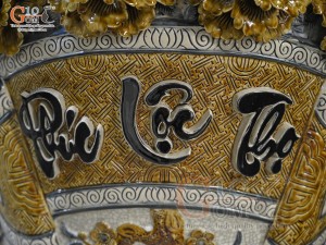 Đôi lộc bình men rạn đắp nổi Phúc Lộc Thọ Công kênh, cao 1m55