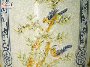 Đôi lộc bình men rạn đắp nổi Tứ Cảnh Bốn Mùa màu, cao 1m60