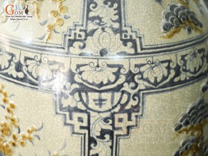 Đôi lộc bình men rạn đắp nổi Tứ Cảnh Bốn Mùa màu, cao 1m60