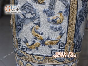 Đôi lộc bình men rạn đắp nổi Tứ Cảnh, cao 1m53