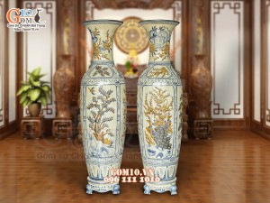 Đôi lộc bình men rạn đắp nổi Tứ Cảnh màu, cao 1m6