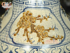 Đôi lộc bình men rạn đắp nổi Tứ Cảnh màu, cao 1m6