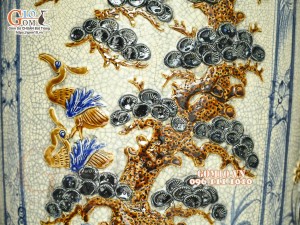 Đôi lộc bình men rạn đắp nổi Tứ Cảnh màu, cao 1m6