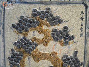 Đôi lộc bình men rạn đắp nổi tứ cảnh Tùng Cúc Trúc Mai vẽ màu, cao 1m70