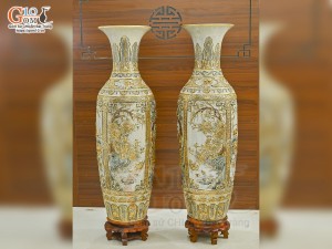 Đôi lộc bình men rạn đắp nổi Tứ Cảnh Tùng Cúc Trúc Mai vẽ Vàng 24k, cao 1m60