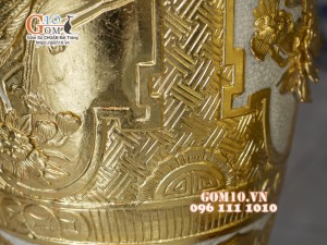 Đôi lộc bình men rạn đắp nổi Dát Vàng, họa tiết Tùng Cúc Trúc Mai cao 1m4