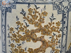 Đôi lộc bình men rạn đắp nổi Tùng Cúc Trúc Mai, cao 1m30 (Bổ khung vẽ)