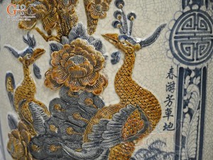 Đôi lộc bình men rạn đắp nổi Tùng Cúc Trúc Mai, cao 1m30 (Bổ khung vẽ)