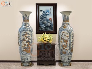 Đôi lộc bình men rạn đắp nổi Tùng Cúc Trúc Mai, cao 1m30 (Bổ khung vẽ)