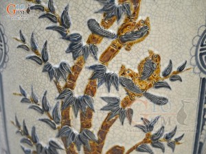 Đôi lộc bình men rạn đắp nổi Tùng Cúc Trúc Mai, cao 1m30 (Bổ khung vẽ)