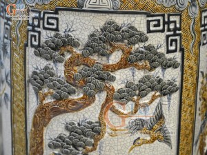 Đôi lộc bình men rạn đắp nổi Tùng Cúc Trúc Mai đuôi kênh, cao 1m75