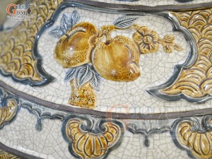 Đôi lộc bình men rạn đắp nổi Tùng Cúc Trúc Mai đuôi kênh, cao 1m75