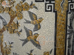 Đôi lộc bình men rạn đắp nổi Tùng Cúc Trúc Mai đuôi kênh, cao 1m75