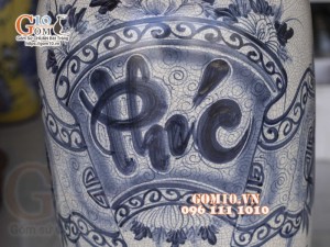 Đôi lộc bình men rạn họa tiết Phúc Đức, cao 1m2