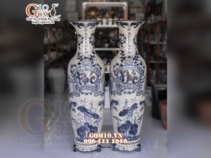 Đôi lộc bình men rạn họa tiết Phúc Đức, cao 1m75 (cả chân kê)