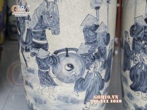 Đôi lộc bình men rạn họa tiết Vinh Quy Bái Tổ 1m75