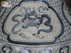 Đôi lộc bình men rạn nổi Tứ Cảnh Phúc Đức, cao 1m4