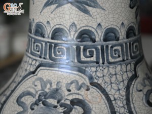 Đôi lộc bình men rạn nổi Tứ Cảnh Phúc Đức, cao 1m4