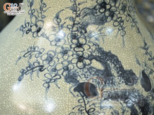 Đôi lộc bình men rạn vẽ Công Đảo Phú Quý, cao 1m60