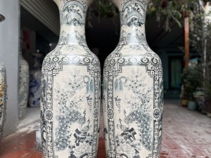 Đôi lộc bình men rạn vẽ tứ quý, cao 1m40