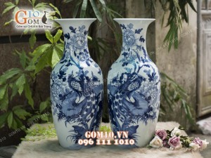 Đôi lộc bình men lam cổ họa tiết Chim Trĩ và hoa Phù Dung, cao 36cm