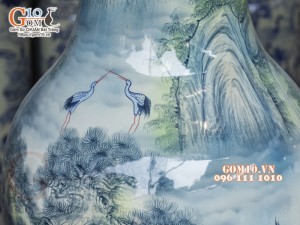 Đôi lộc bình men chàm cổ họa tiết Sơn Thủy, cao 1m75