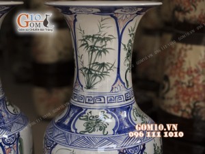 Đôi lộc bình men trắng dáng thon, họa tiết Tứ Cảnh ( Tùng-Cúc-Trúc-Mai ) Cao 87cm