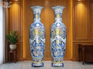 Đôi lộc bình men trắng họa tiết Hỷ Thọ Phúc Đức - cá chép liên hoa vẽ vàng, cao 1m40