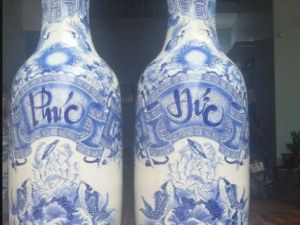 Đôi lộc bình men trắng vẽ Phúc Đức - Cá chép liên hoa, cao 1m60